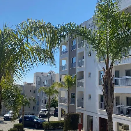 T&l Agiaos Tychonas 利马索尔